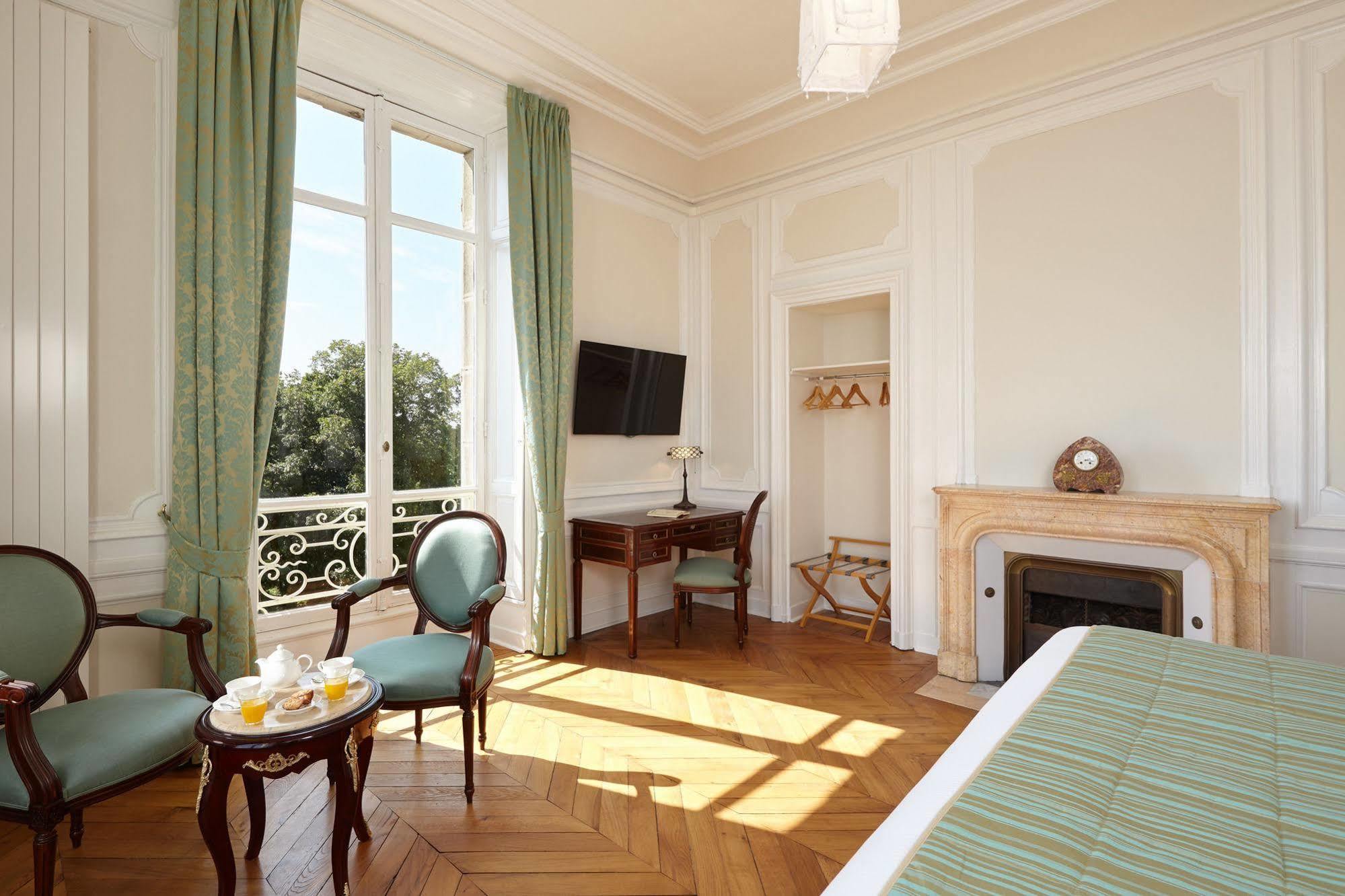 Chateau Saint-Michel - Cercle Des Grands Crus Rully  외부 사진